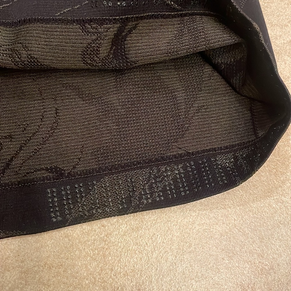 Athleta Swirl Long Sleeve 1/4 Zip Pullover Sweater - Picture 6 of 8